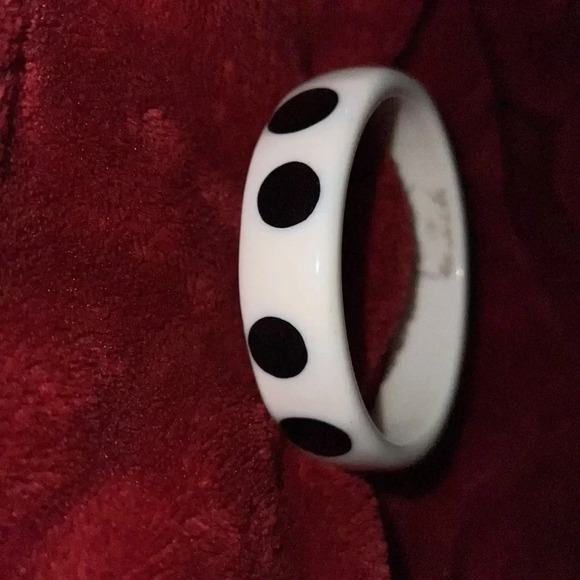 Vintage white black polka dots round bangle - Picture 6 of 7